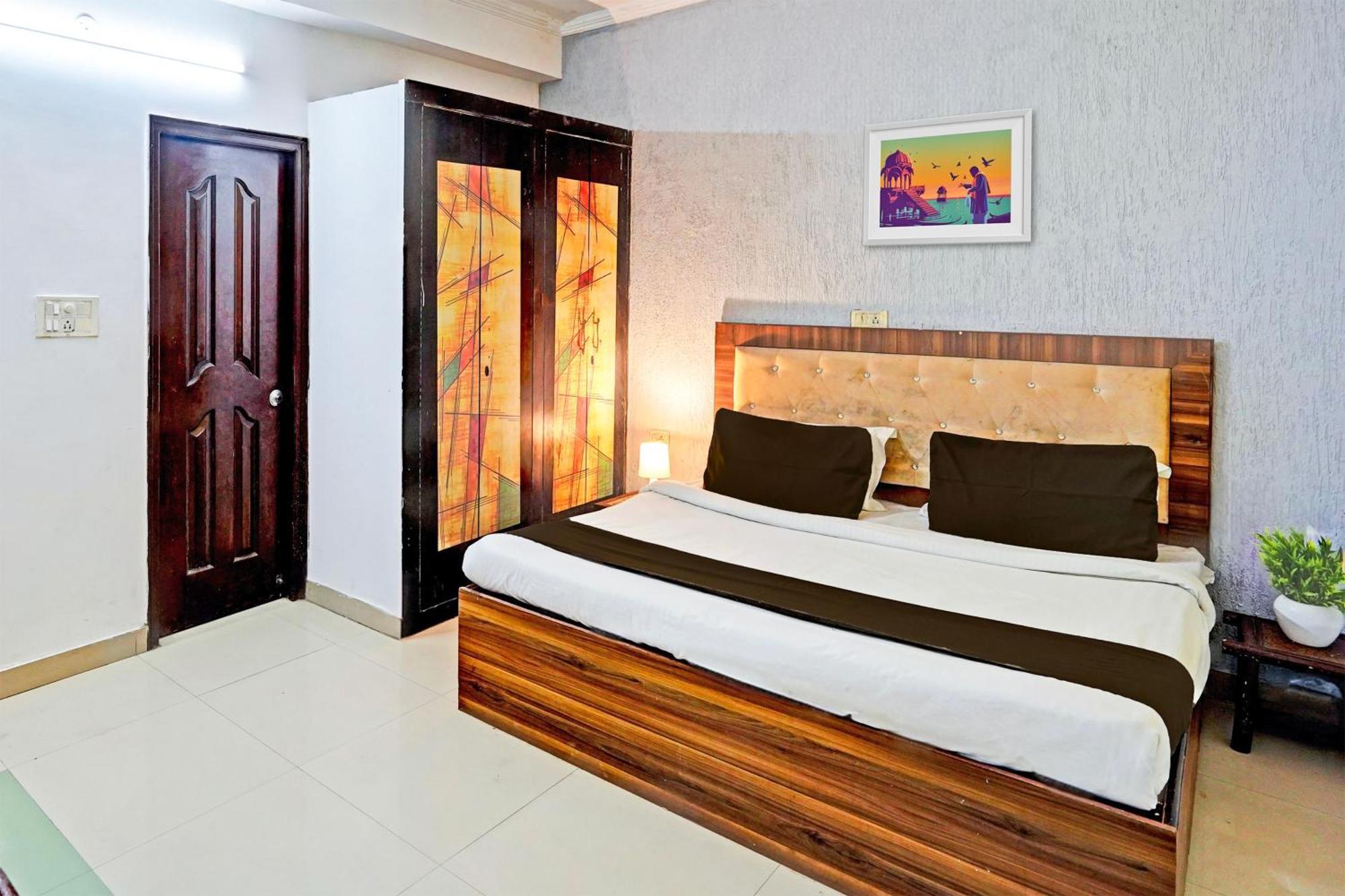 Super Hotel O Palm Dehradun Exteriör bild
